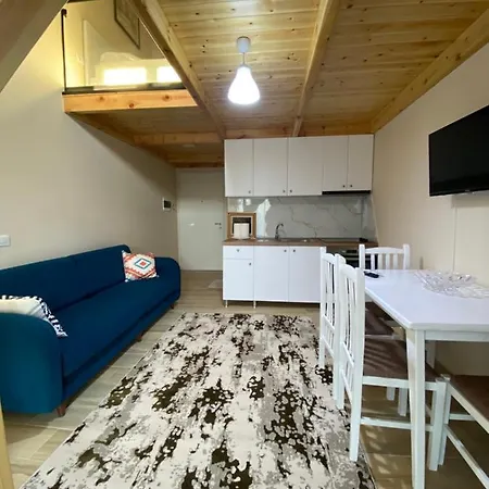 Daire Jon's Duplex *